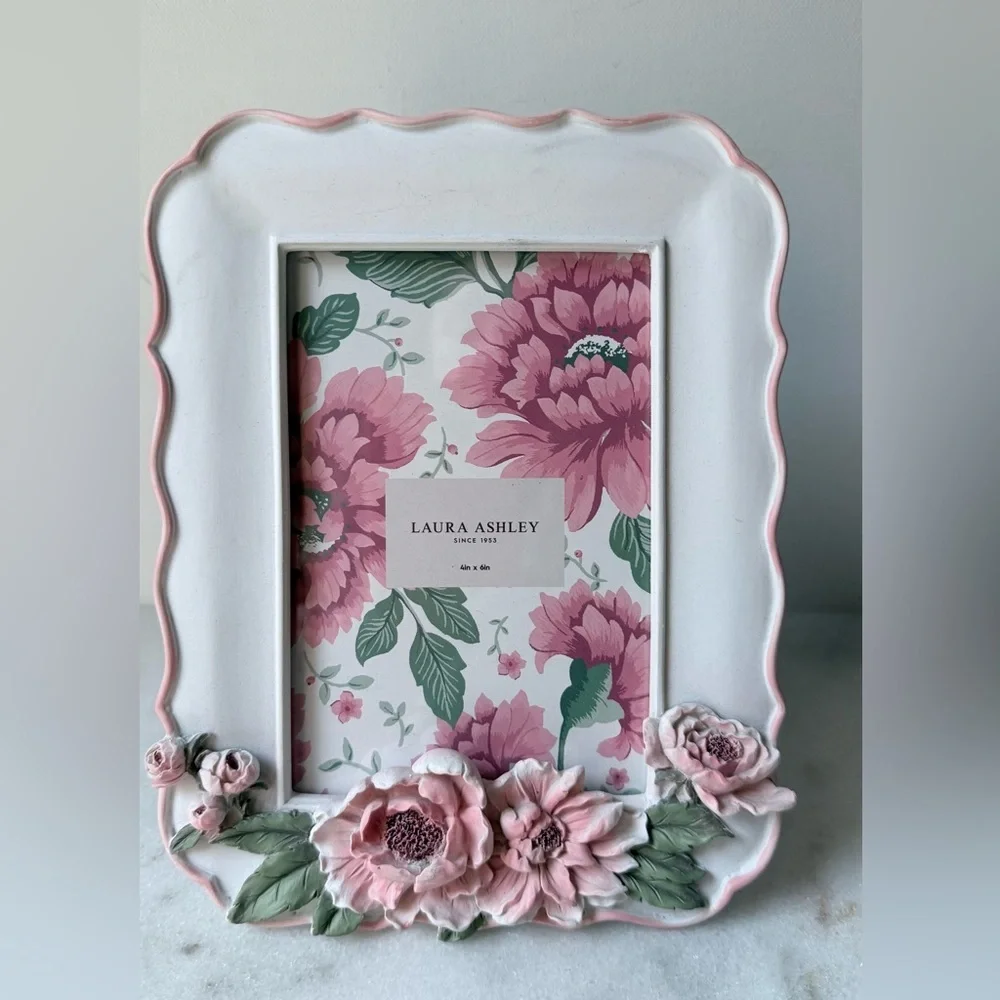 Laura Ashley Pink and White 3 D Floral Frame